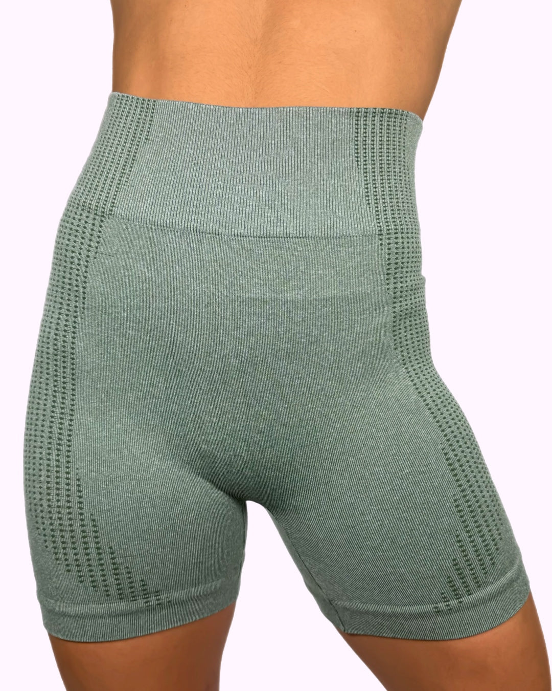 Short On Point Liso