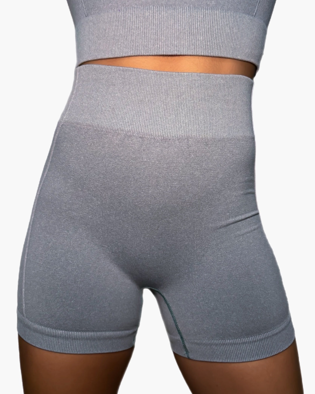 Short Bambula
